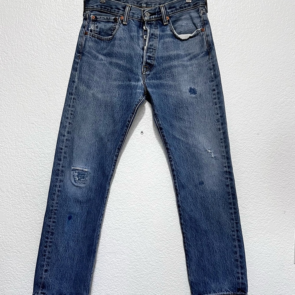 Levi’s 501 31x29 Men’s Jeans Medium Wash Distressed